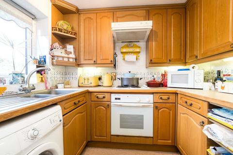 1 bedroom flat for sale, Village Heights, 72 Chingford Lane, Woodford Green, Essex, IG8