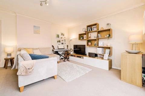 2 bedroom flat for sale, Forest Avenue, London, E4