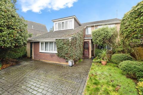undefined, Monkhams Avenue, Woodford Green, IG8