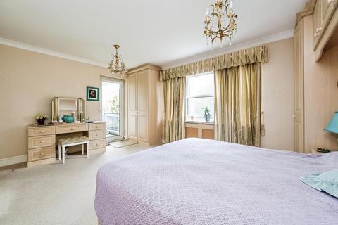 undefined, Sunset Avenue, Woodford Green, IG8