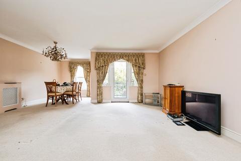 undefined, Sunset Avenue, Woodford Green, IG8