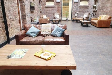 undefined, Cheapside, Liverpool, Merseyside, L2