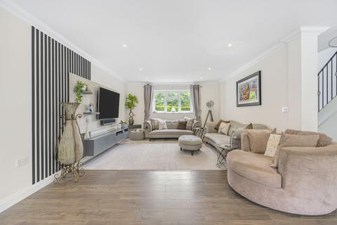 4 bedroom detached house for sale, Green Lane, Snow Hill, Crawley Down, West Sussex. RH10 3ED
