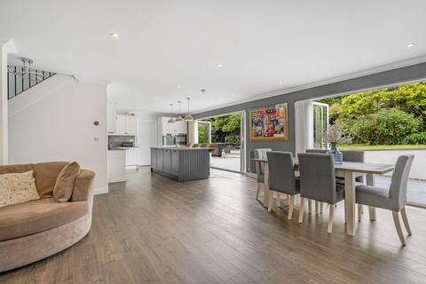 4 bedroom detached house for sale, Green Lane, Snow Hill, Crawley Down, West Sussex. RH10 3ED