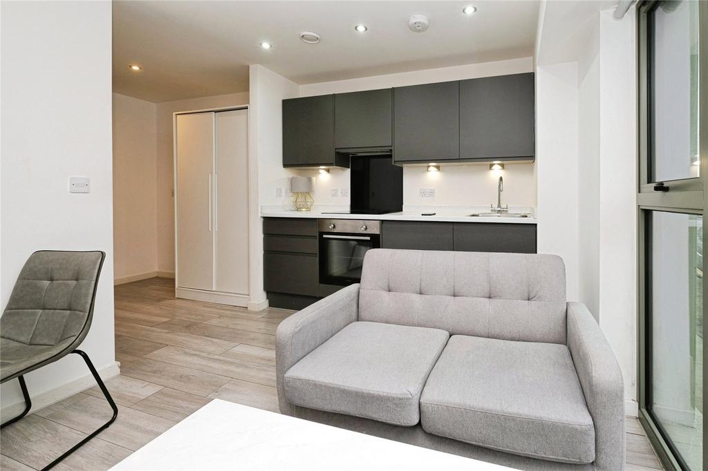 Apartment in Liverpool, Everton - View 2
