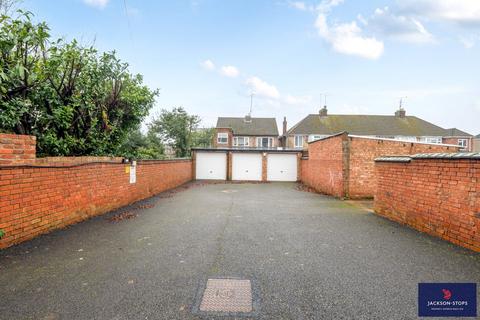 undefined, St. Georges Avenue, Northampton, Northamptonshire, NN2