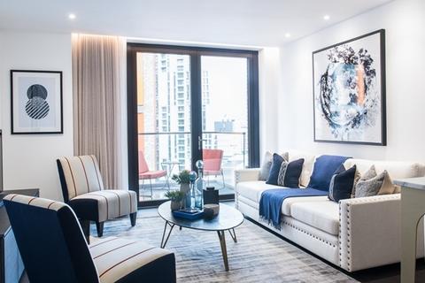 3 bedroom apartment to rent, Thornes House, Charles Clowes Walk, SW11