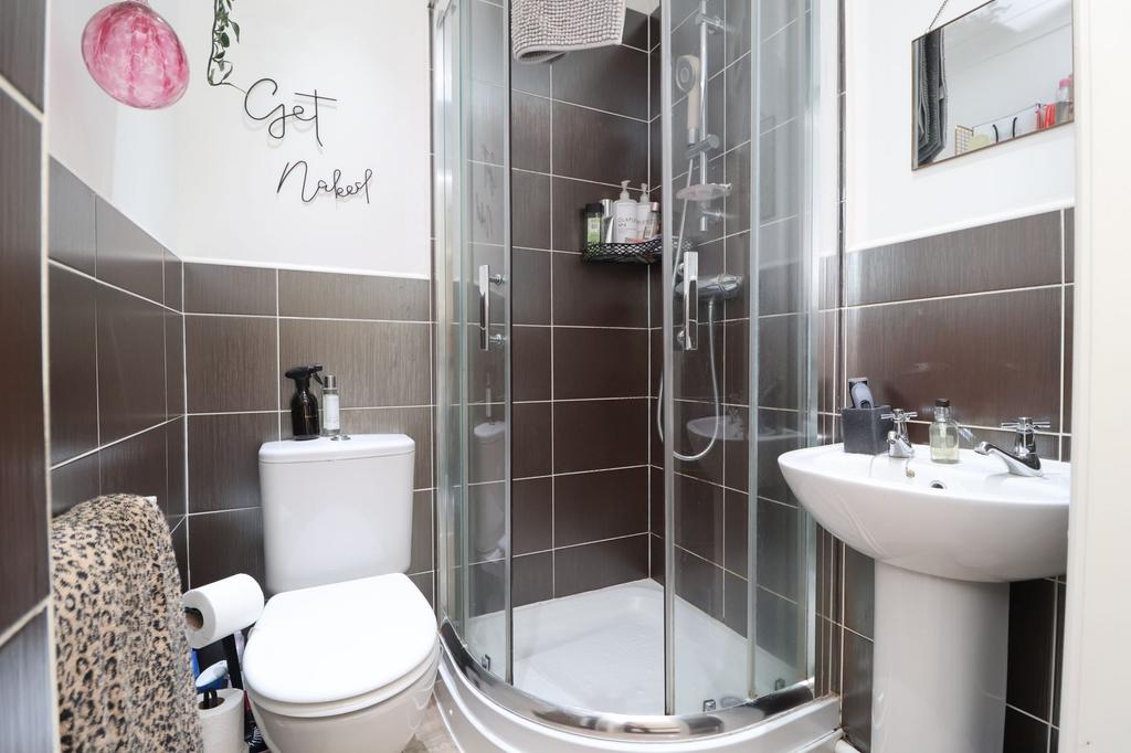 Ensuite