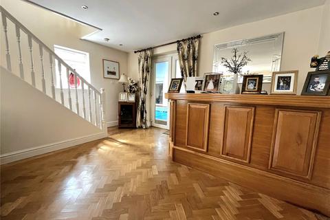 undefined, Thomas Drive, Liverpool, Merseyside, L14