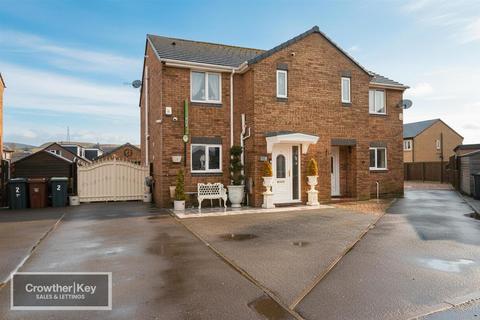 3 bedroom semi-detached house for sale, Wains Close, Buxton