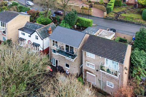 Queen Victoria Road, Sheffield S17
