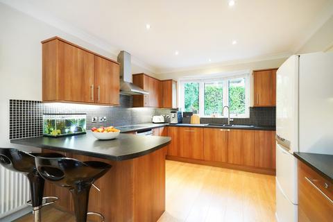 4 bedroom detached house for sale, Queen Victoria Road, Sheffield S17