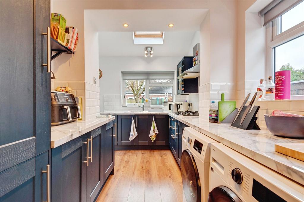 Picture No. 06