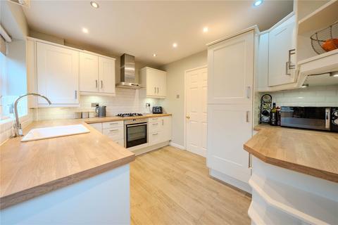 2 bedroom terraced house for sale, Coverley Rise, Yeadon, Leeds, West Yorkshire