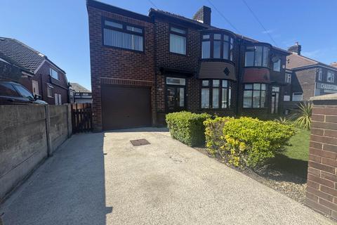 4 bedroom semi-detached house for sale, 104 Broadway, Chadderton, Oldham, OL9 0AA