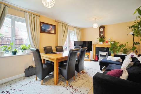 3 bedroom terraced house for sale, George Orton Court, Burton-on-Trent, Staffordshire, DE14