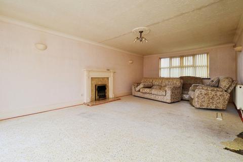 3 bedroom bungalow for sale, Polperro Way, Hucknall, Nottingham, Nottinghamshire, NG15