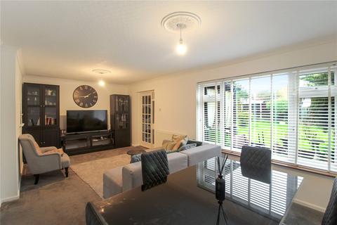 3 bedroom semi-detached house for sale, Picketts Avenue, Leigh-on-Sea, Essex, SS9