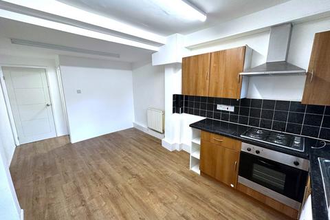 undefined, Lancaster Walk, Hayes, UB3 2QL