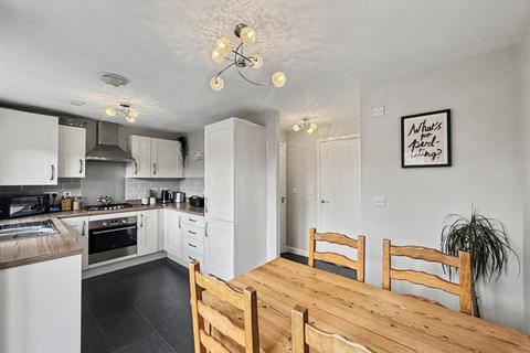 3 bedroom end of terrace house for sale, Ray Close, Purton, SN5