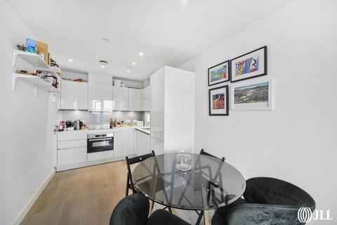 1 bedroom apartment for sale, City North Place London N4