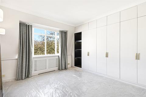 undefined, Ennismore Gardens, Knightsbridge, London, SW7