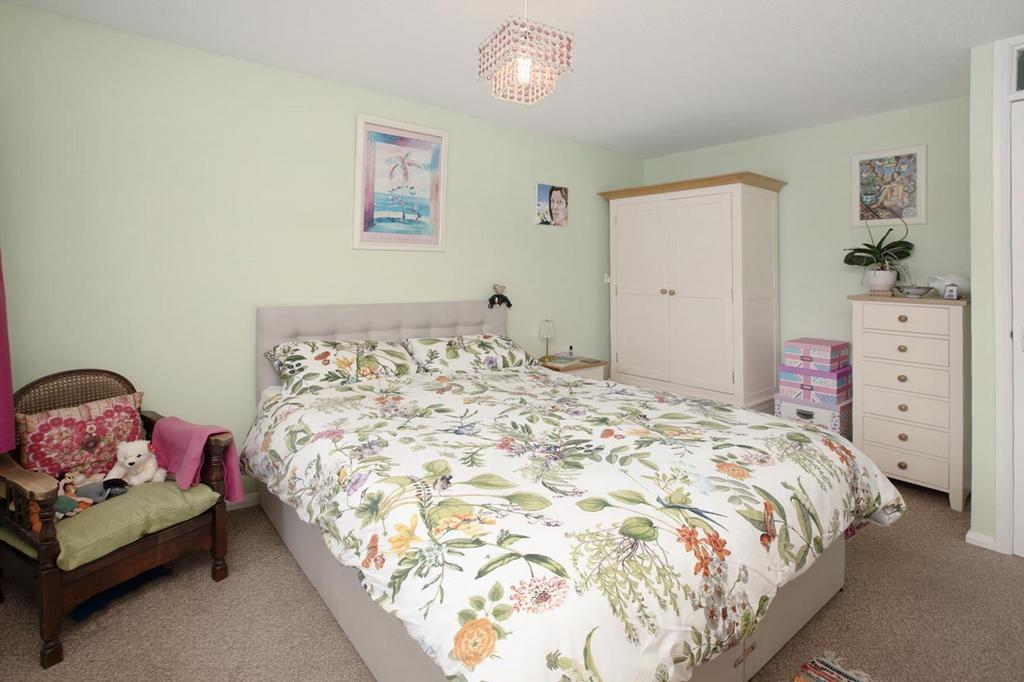Bedroom 2 - 2