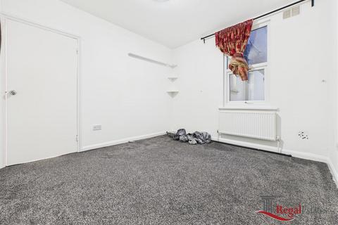 1 bedroom flat to rent, Cobbold Road, Willesden, NW10 9SU