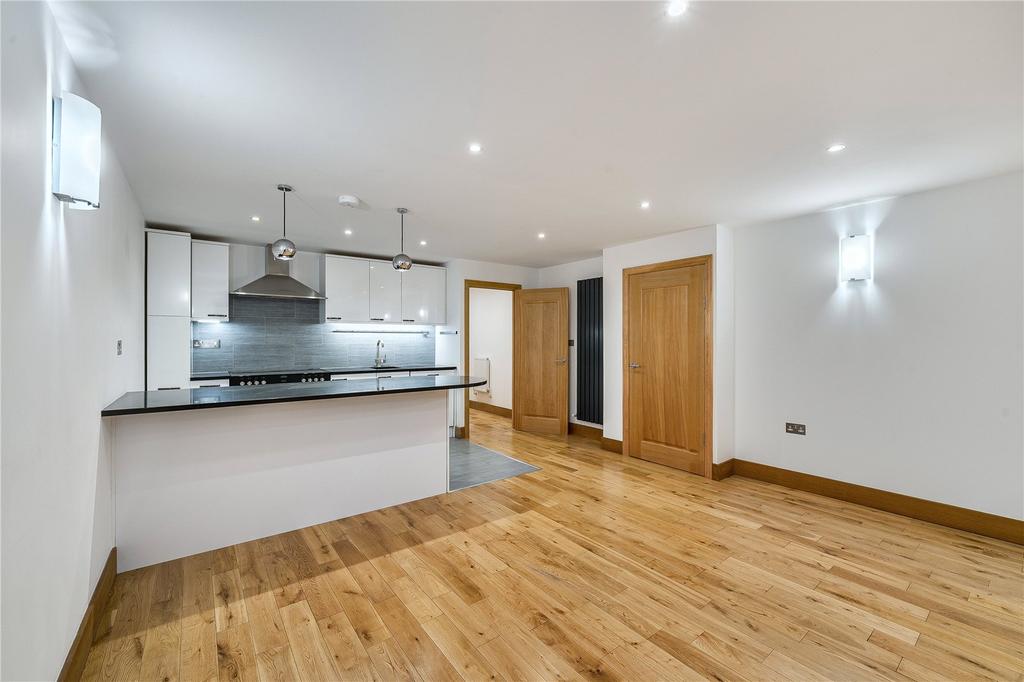 Reception/Kitchen