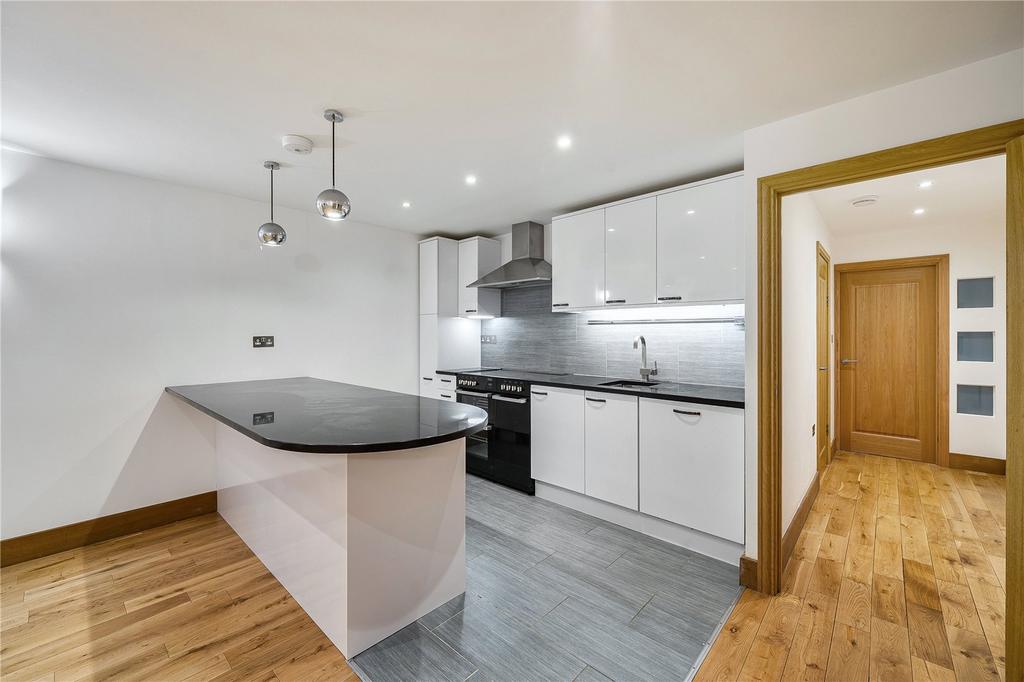 Reception/Kitchen