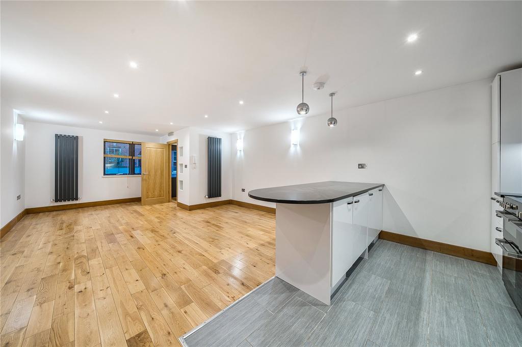 Reception/Kitchen
