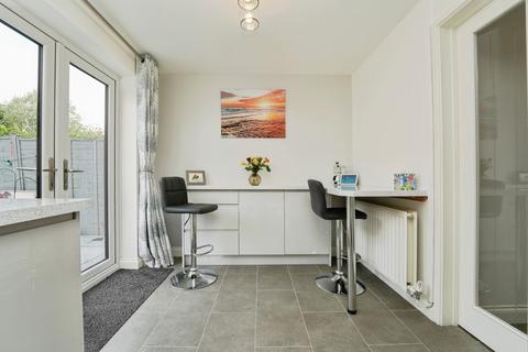 undefined, Ashton Close, Abbeydale, Gloucester, Gloucestershire, GL4