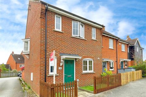 undefined, Leys Close, Aylesbury, Buckinghamshire, HP19