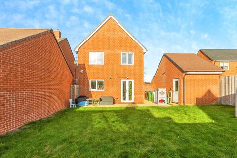 4 bedroom detached house for sale, Blue Rock Drive, Aylesbury, Buckinghamshire, HP18