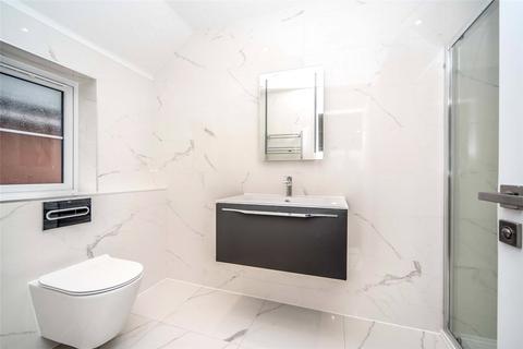 2 bedroom flat for sale, Church Street, Clifton, Shefford, Bedfordshire, SG17