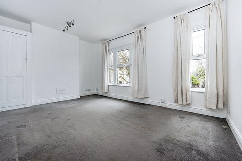 2 bedroom flat for sale, Clarendon Street, Bedford, MK41
