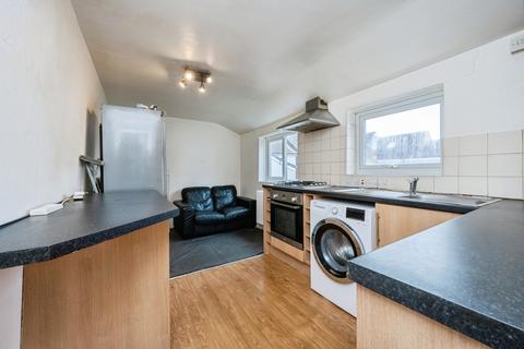 2 bedroom flat for sale, Western Street, Bedford, Bedfordshire, MK40