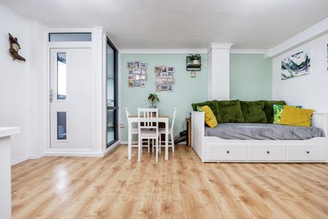undefined, Church Lane, Bedford, Bedfordshire, MK41