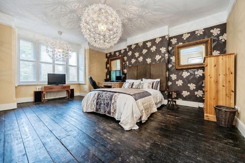 undefined, Lansdowne Road, Bedford, Bedfordshire, MK40