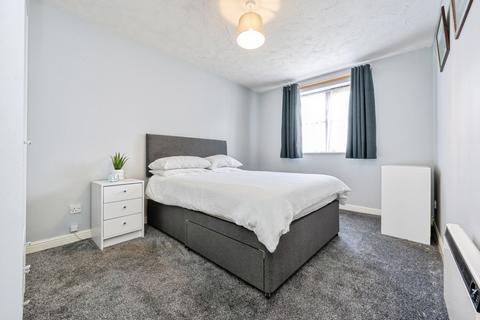 undefined, Redwood Grove, Bedford, Bedfordshire, MK42