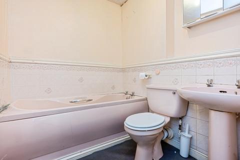 undefined, Redwood Grove, Bedford, Bedfordshire, MK42