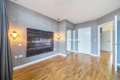 undefined, Colonial Drive, Chiswick, London, W4