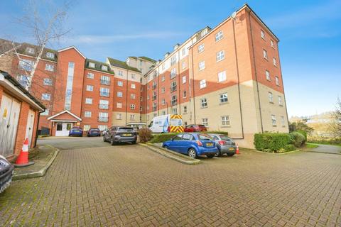 2 bedroom flat for sale, Palgrave Road, Bedford, Bedfordshire, MK42