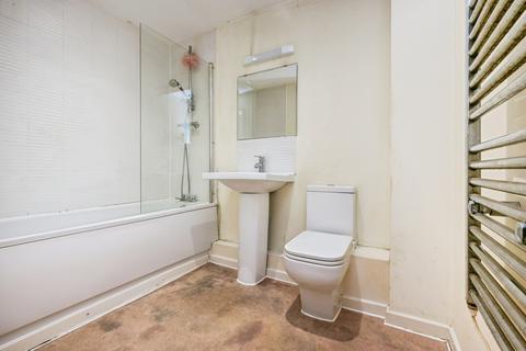 2 bedroom flat for sale, Palgrave Road, Bedford, Bedfordshire, MK42