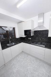 4 bedroom terraced house to rent, Wrights Road, Tower Hamlets, Tower Hamlets in E3