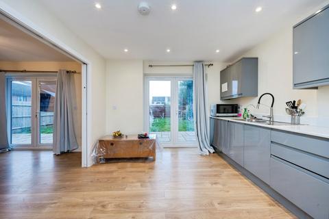 3 bedroom detached house for sale, Lincoln Road, Shortstown, Bedford, Bedfordshire, MK42