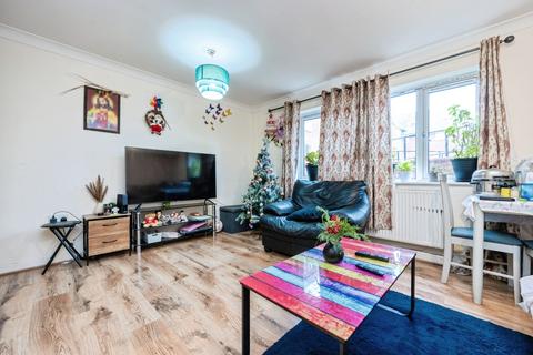 2 bedroom flat for sale, Heron Quay, Bedford, Bedfordshire, MK40