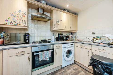 2 bedroom flat for sale, Heron Quay, Bedford, Bedfordshire, MK40