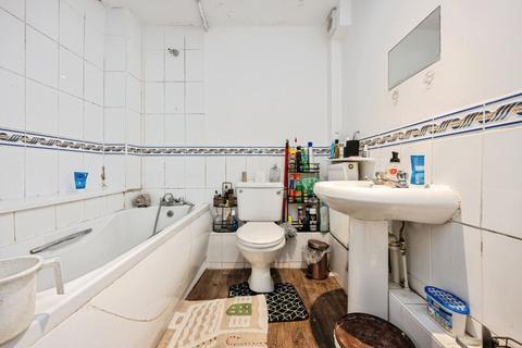 2 bedroom flat for sale, Heron Quay, Bedford, Bedfordshire, MK40