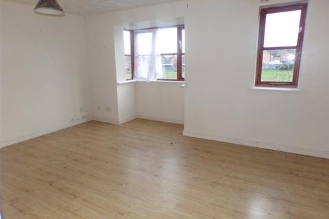 2 bedroom flat for sale, Redwood Grove, Bedford, Bedfordshire, MK42